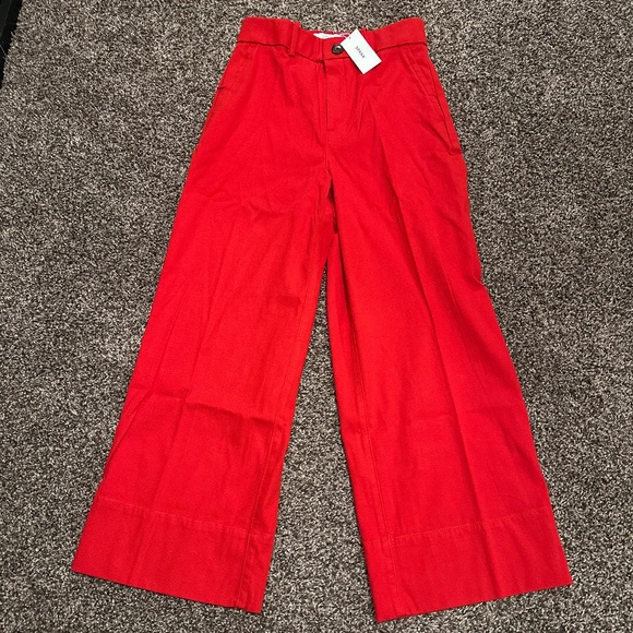 SPANX cropped twill pants red NWT - Picture 1 of 3